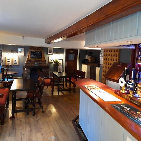 The Bull Inn Bourne Zewnętrze zdjęcie